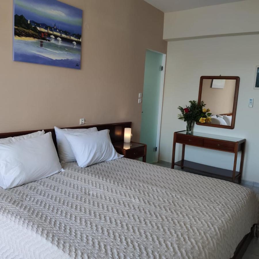 Ballas Apartments Agia Efimia Luaran gambar