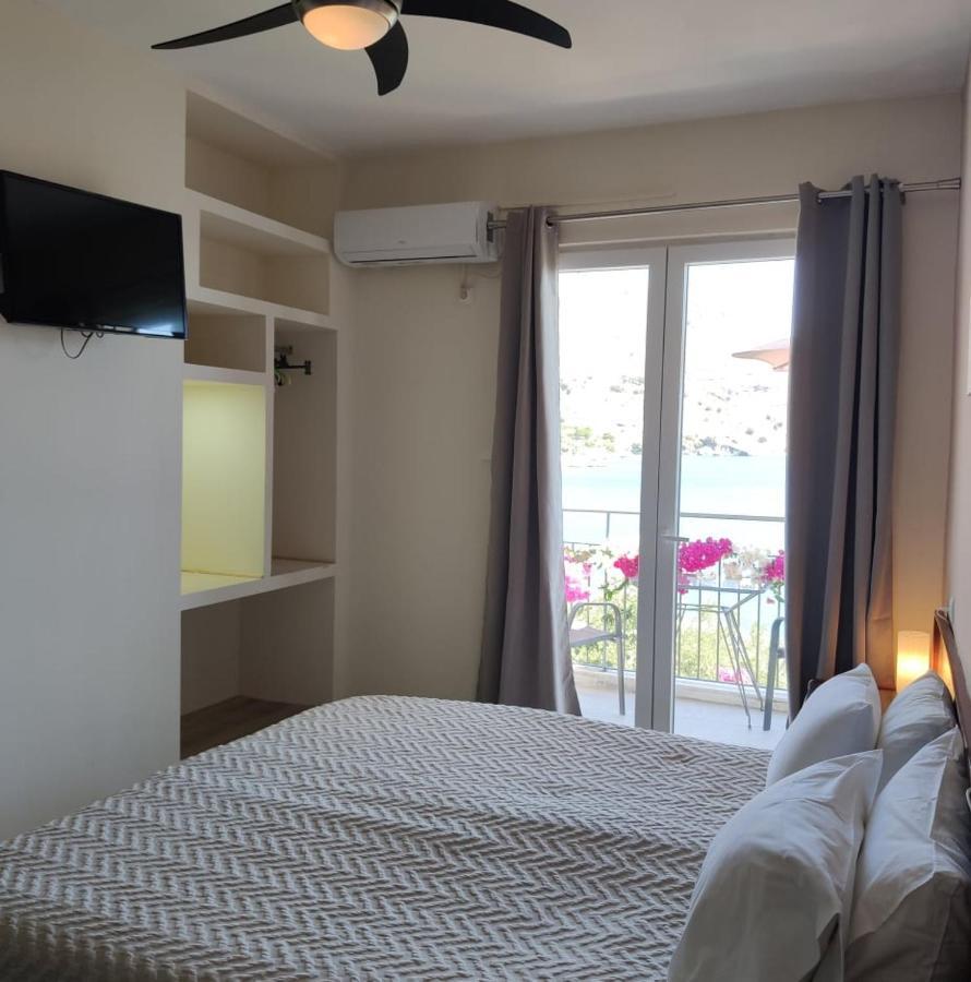 Ballas Apartments Agia Efimia Luaran gambar
