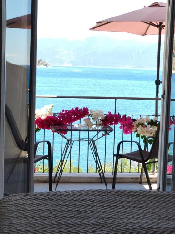 Ballas Apartments Agia Efimia Luaran gambar