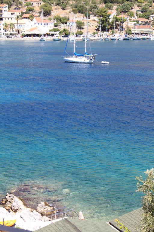 Ballas Apartments Agia Efimia Luaran gambar